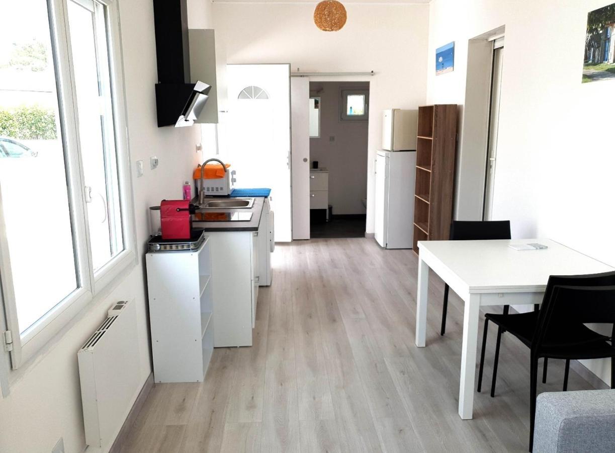 Beau Logement Avec Terrasse, Jacuzzi Et Terrain De Petanque Privatif A 5 Minutes De La Plage อูดองช์ ภายนอก รูปภาพ